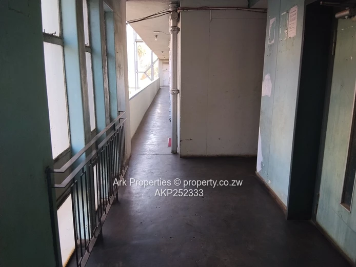 1-Bedroom Flat for Sale in Avenues