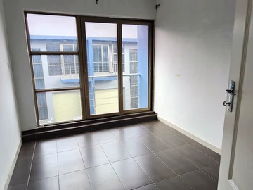 3 Bedroom Garden Flat