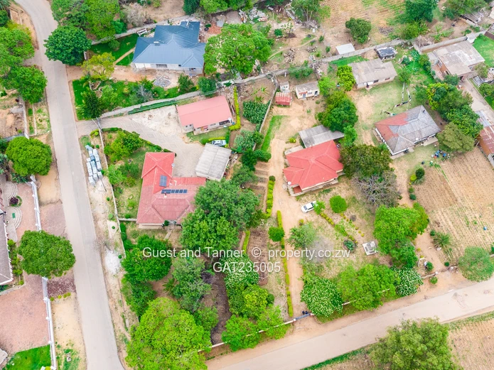 Reduced to Go! 3 Bed House For Sale In Queensdale (Sole Mandate)