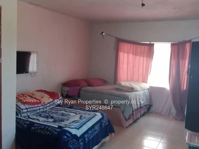 Chitungwiza Unit L Extension House  For Sale
