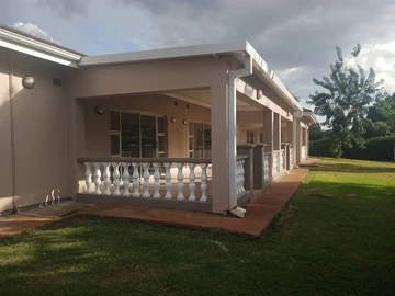 6 Bedroom House