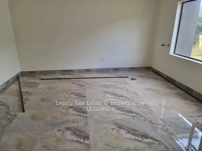 High-End Helesvale Home With Gym & Borehole.