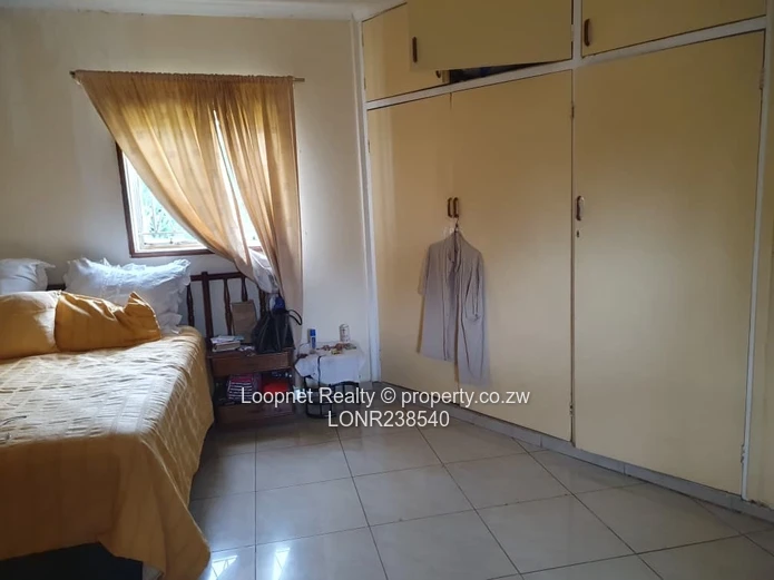 Bluff Hill 3-Bed Home with Borehole & Large Garden (Sole Mandate)