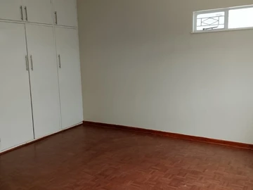 2 Bedroom Garden Flat