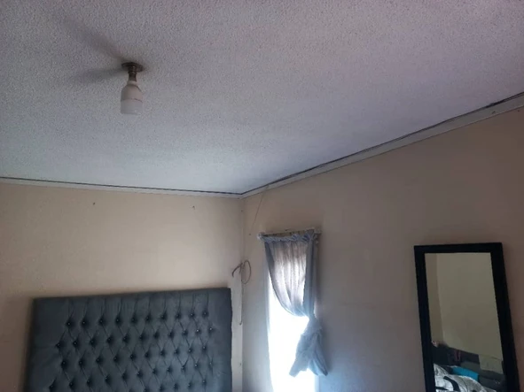 2 Bedroom Flat & Apartment