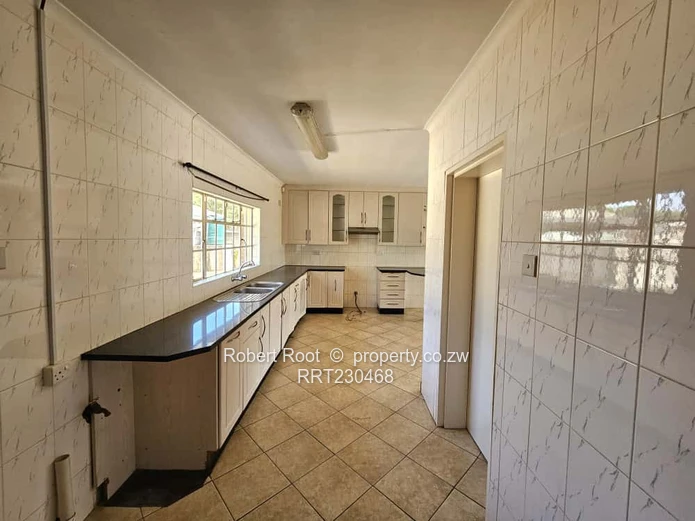 Freestanding Home In Secure Complex Of 18 Units