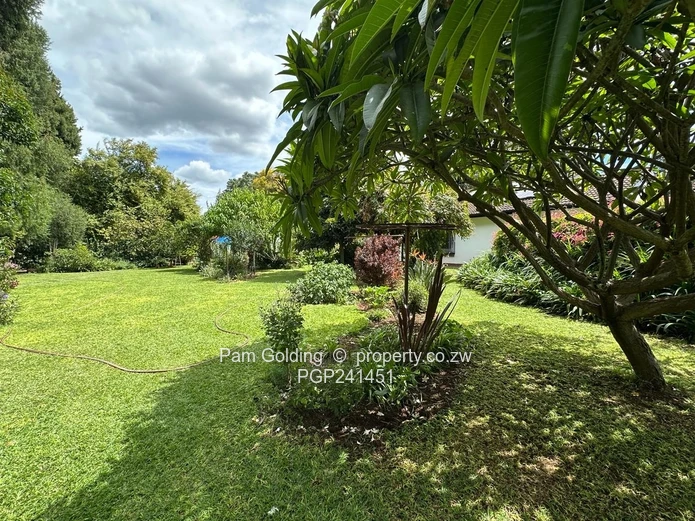 Fabulous Family Home In Famona