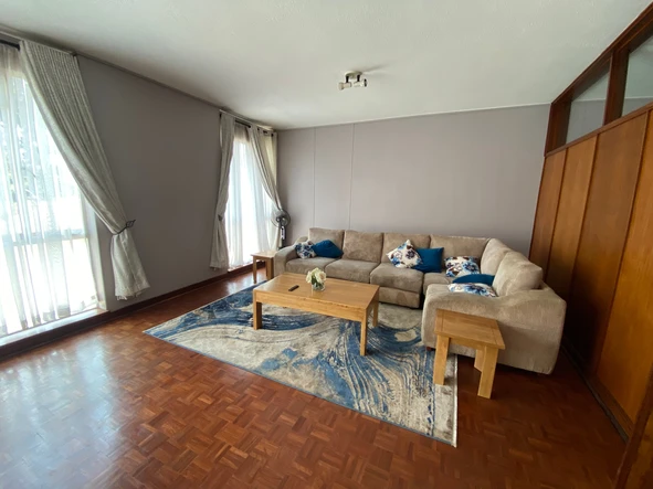 3 Bedroom Flat & Apartment