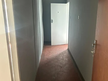 2 Bedroom Flat & Apartment