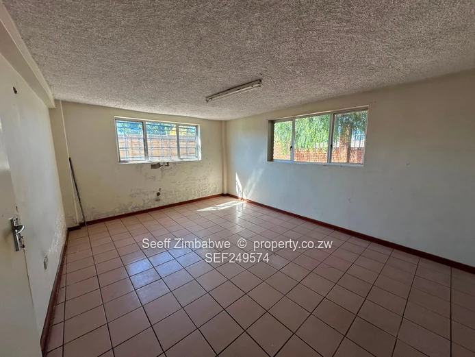 Commercial Property For Rent 