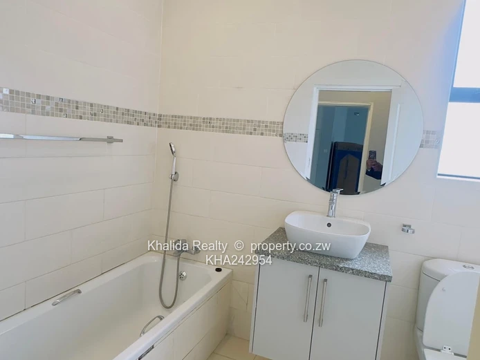 Greendale Peakwood Cluster Property To Rent 