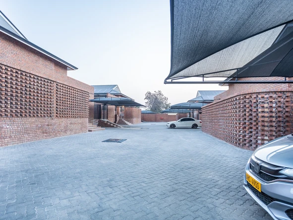 4 Bedroom Garden Flat