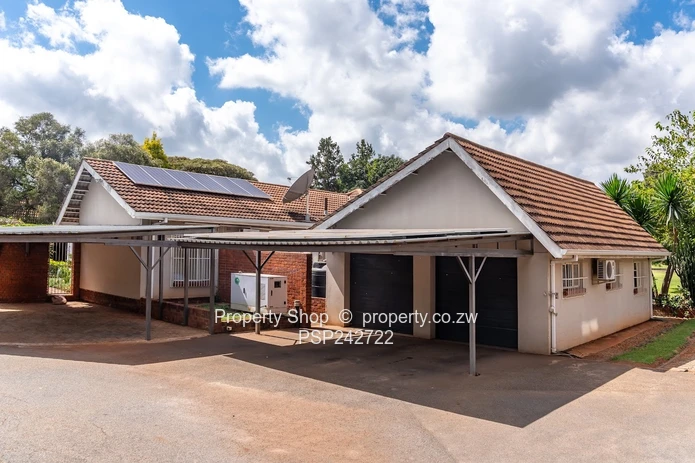 Modern 3 Bedroom Home in Exclusive 6 Unit Complex