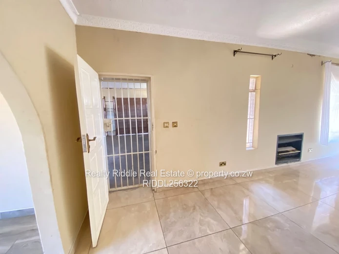 Westgate 4-Bed Family Home with Double Garage & Garden