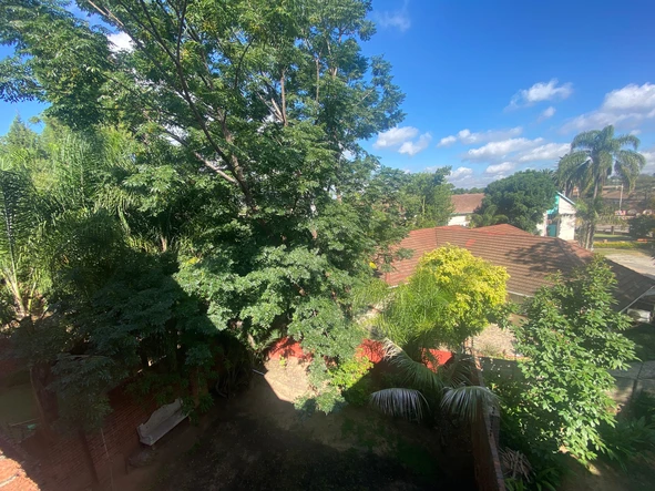 3 Bedroom Flat & Apartment