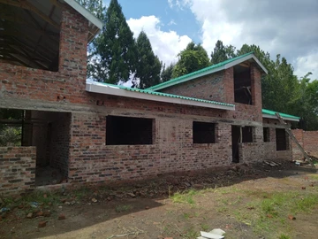 3 Bedroom Flat & Apartment