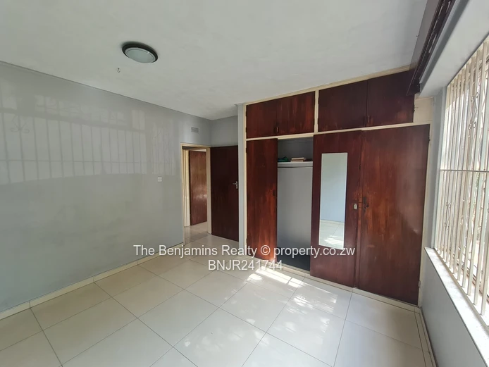 2 Bed 1 Bath Apartment In The Avenues