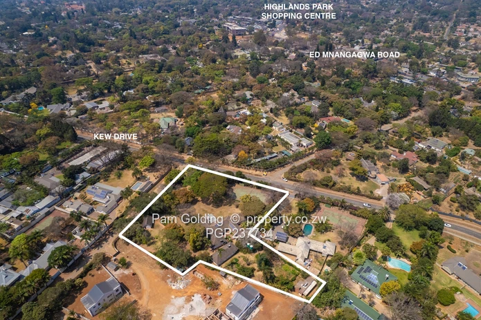 Two Acres on Kew Drive