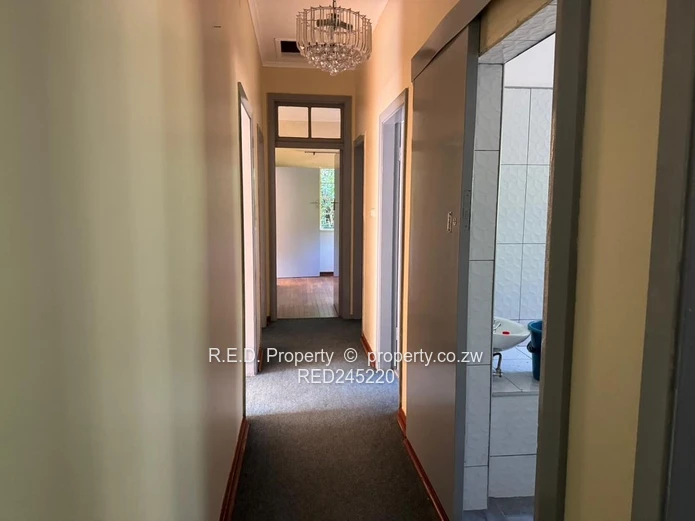 Neat Family Home for Rent In Hillside!