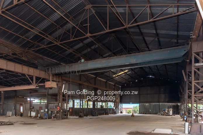 LARGE Industrial/Warehousing - Ardbennie