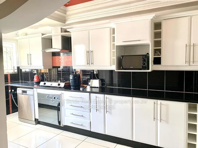 Apartment For Rent In Marlborough