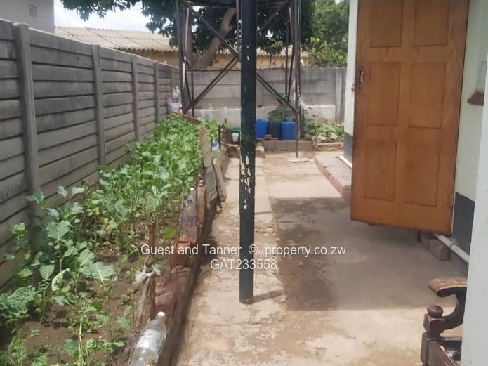 Solid 4-Bedroom Home for Sale in New Tafara – Clean Title Deeds, Water Security, Great Value (Sole Mandate)