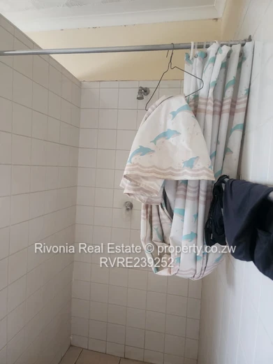 Emerald Hill: 4-Bed Home on 2030m² with Borehole,Gvt Nostro accepted 