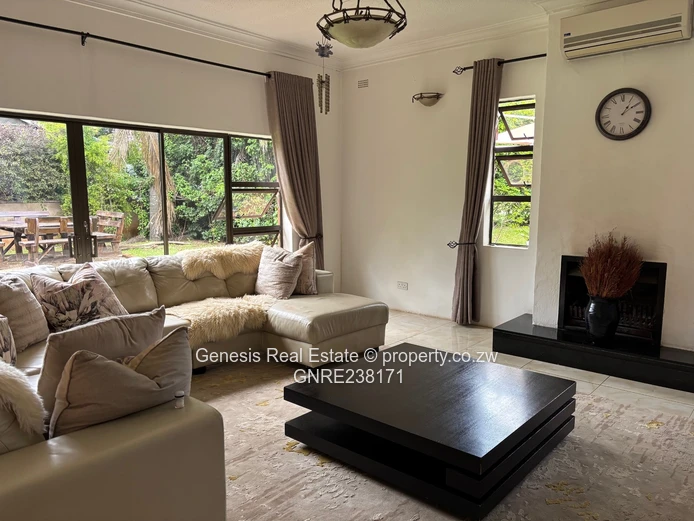 Enchanting 4 bedroom house in the Brooke Golf Estate