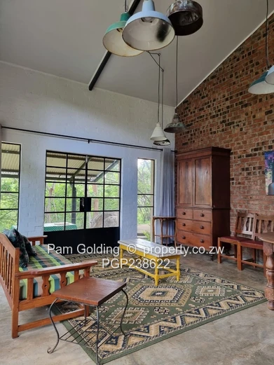 Country Charm, Christon Bank (Sole Mandate)