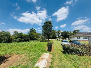 Stands & Residential Land