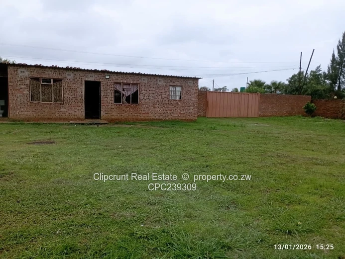 Tywaldnorth stand (Sole Mandate)