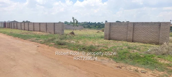 Commercial industrial stand in Chitungwiza