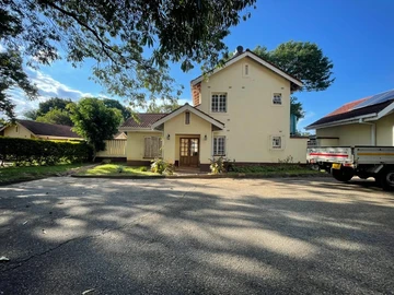 4 Bedroom Garden Flat