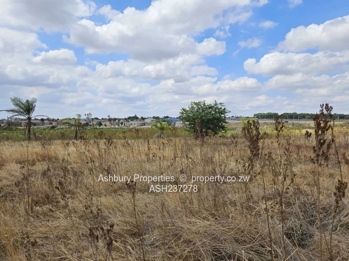 A nice plot a stone throw away from Ruwa Rehab center on the road linking Harare Airport just Timire