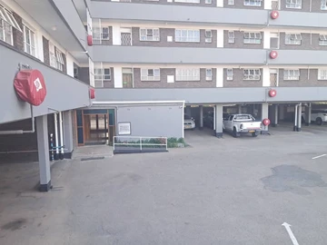 2 Bedroom Garden Flat