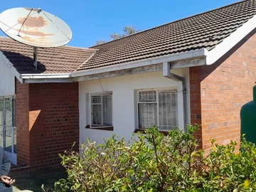 3 bedroomed house 