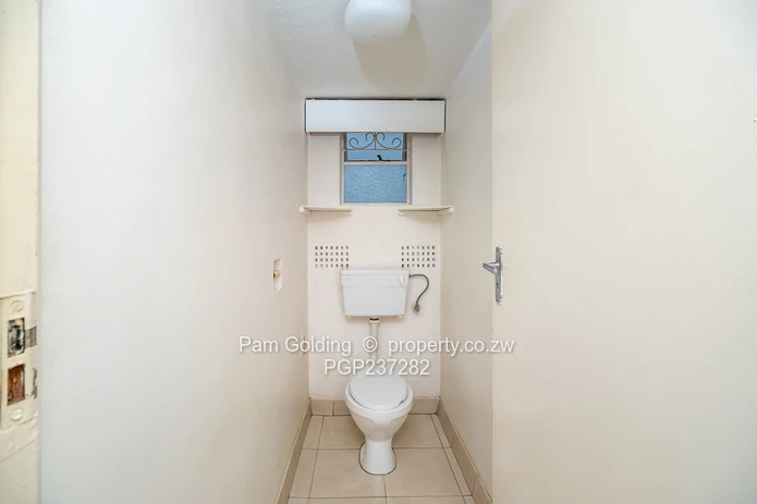 Flat For rent In Eastlea