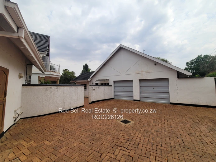 Large double story home situated down a quiet close