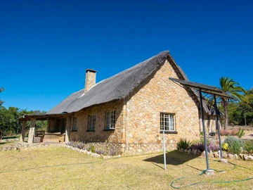 Hotel & Lodge