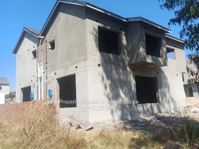 Duplex Flats For Sale In Logan Park