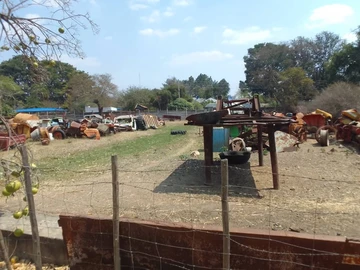 Commercial & Industrial Land