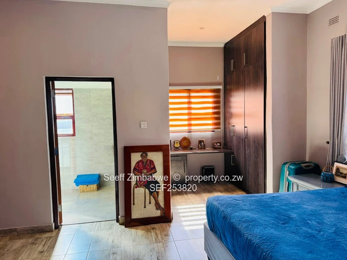 Modern 5-Bed Luxury Residence for sale in Quinnington, Borrowdale