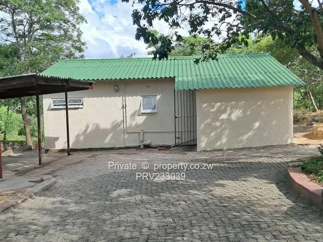 Self contained 2 bedroomed cottage available in Greystone Park