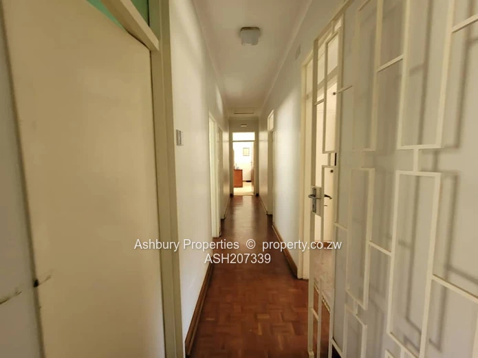 Well Loved Spacious Family Home in A Remarkable Neighbourhood (Sole Mandate)