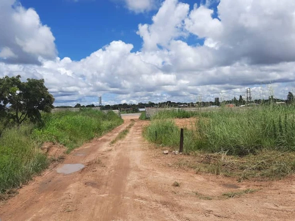 Commercial & Industrial Land