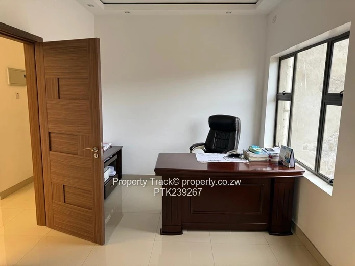 Elegant 5-Bedroom Double-Storey Residence in Prestigious Heritage School Environs