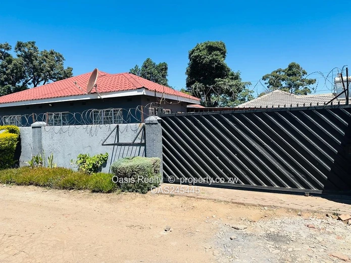 Neat House For Rent In Highfields Main Street