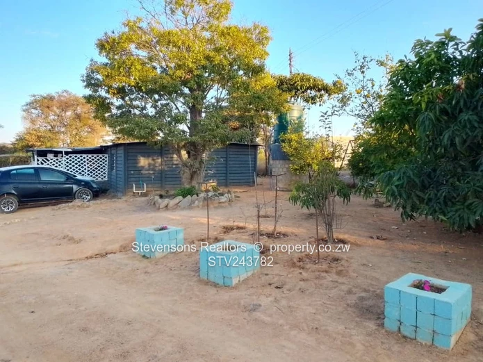 Crowhill 1600 Sq/M Land With Improvements. 