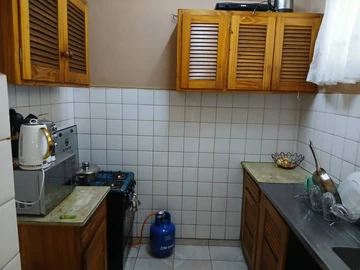 2 Bedroom Flat & Apartment