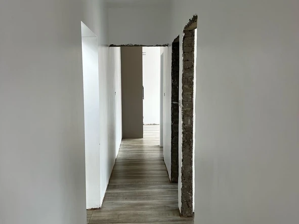 3 Bedroom Flat & Apartment